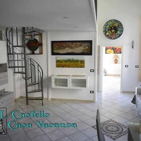 Il Castello Casa Vacanza Salerno Exterior foto